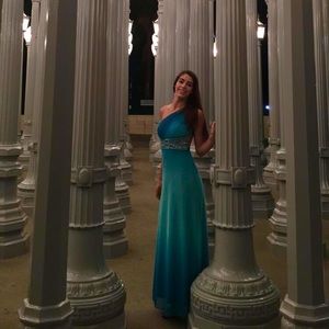 Meet your Posher, Amber